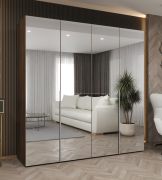 Drehtürenschrank mit 1,5 Meter breite | Farbe: Walnuss | drei Spiegeltüren | Griffe: Silber | Soft-Close-Funktion | zwei Fächer | zwei Kleiderstangen