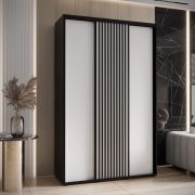 Kleiderschrank Tharo mit Schiebetüren, Weiß/Schwarz gehalten, viel Stauraum,  235,2 x 160 x 45 cm, auch für Wohnzimmer geeignet, Anti Staubbürsten