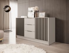 Moderne Kommode Leeds 28, Kaschmir, 86 x 155 x 45 cm, längliche elegante Griffe, schwarze Lamellen, 2 Türen und 3 Schubladen