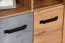 Highboard Atule 04, Farbe: Eiche / Grau - Abmessungen: 137 x 90 x 42 cm (H x B x T)