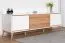 TV-Unterschrank Tuanai 01, Farbe: Eiche / Weiß Hochglanz - 58 x 180 x 47 cm (H x B x T)