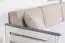 Jugendbett / Tagesbett massiv Hermann 01,  Liegefläche 90 x 200 cm, inkl. Lattenrost und beige Kissen, Weiß gebleicht / Grau, stabil