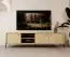 Zeitloses TV-Möbel mit drei Türen Allegma 05, Farbe: Eiche Scandi - Abmessungen: 53 x 207 x 39,5 cm (H x B x T)