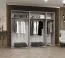 Kleiderschrank mit fünf Türen Eiger 97, Farbe: Kaschmir, zwei Spiegeltüren, Soft-Close-Funktion, 2,5 Meter breit, Griffe: Schwarz, drei Kleiderstangen, drei Fächer