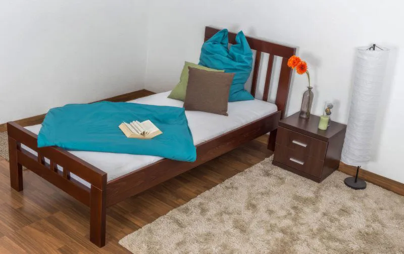 Einzelbett "Easy Premium Line" K8, Buche Vollholz massiv dunkelbraun lackiert - Maße: 90 x 200 cm