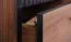 Schreibtisch Mairenke 09, Farbe: Walnuss / Schwarz matt - Abmessungen: 79 x 135 x 55 cm (H x B x T)