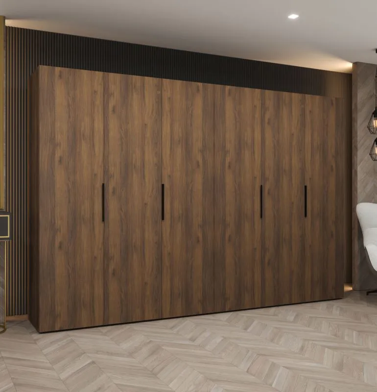 Kleiderschrank mit vier Kleiderstangen | Farbe: Walnuss | 3 Meter breit | vier Fächer | Soft-Close | sechs Türen | Griffe: Schwarz | Drehtürenschrank
