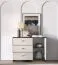 Kommode / Sideboard Mackenzie 05 | Farbe: Eiche Dunin / Kaschmir Hochglanz | Maße: 117 x 40 x 85 cm | Griffe: Metall | 1 Tür | 3 Schubladen | Soft-Close