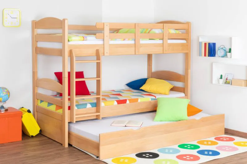 Etagenbett / Stockbett "Easy Premium Line" K21/h inkl. Liegeplatz und 2 Abdeckblenden, Kopf- und Fußteil gerundet, Buche Vollholz massiv Natur - Liegefläche: 90 x 200 cm, teilbar
