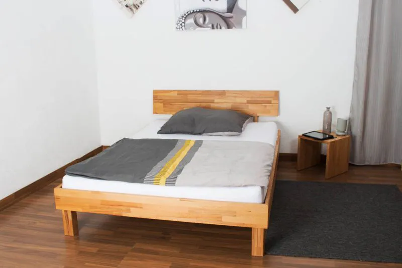 Holzbett Bettgestell Kernbuche 140 x 200 cm geölt Abbildung