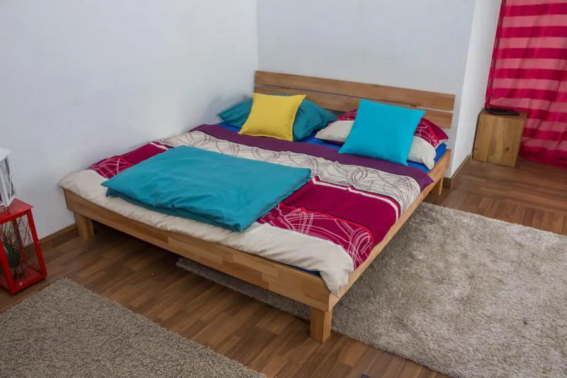 Holzbett Kernbuche 180 x 200 cm geölt Abbildung