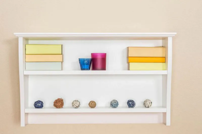 Hängeregal, Wandregal, Bücherregal - 81 cm breit, Kiefer Massivholz, Farbe: Weiß Abbildung