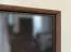 Vitrine Salleron 08, Eiche massiv geölt, drei Schubladen, Farbe: Tabacco / Schwarz, zwei Glastüren, Maße: 185 x 100 x 45 cm, Push-to-open Funktion